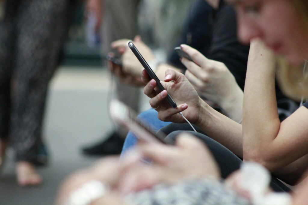 stop-scrolling-5-step-phone-reset