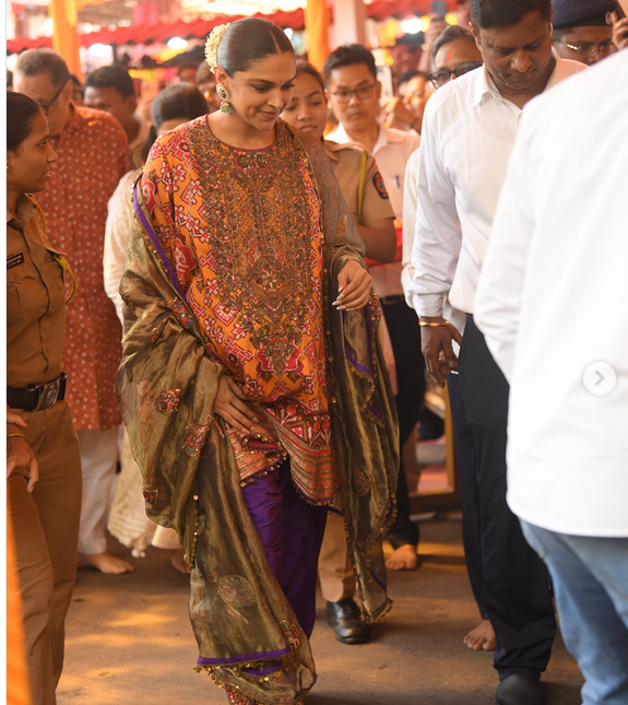 Deepika Padukone’s Siddhivinayak Look Makes Bold Festive Colour Feel Cohesive